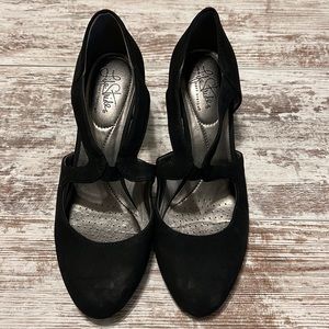 Life Stride Size 8.5 Black Heels